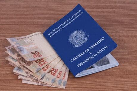 São 180 vagas para o cargo de servente de limpeza