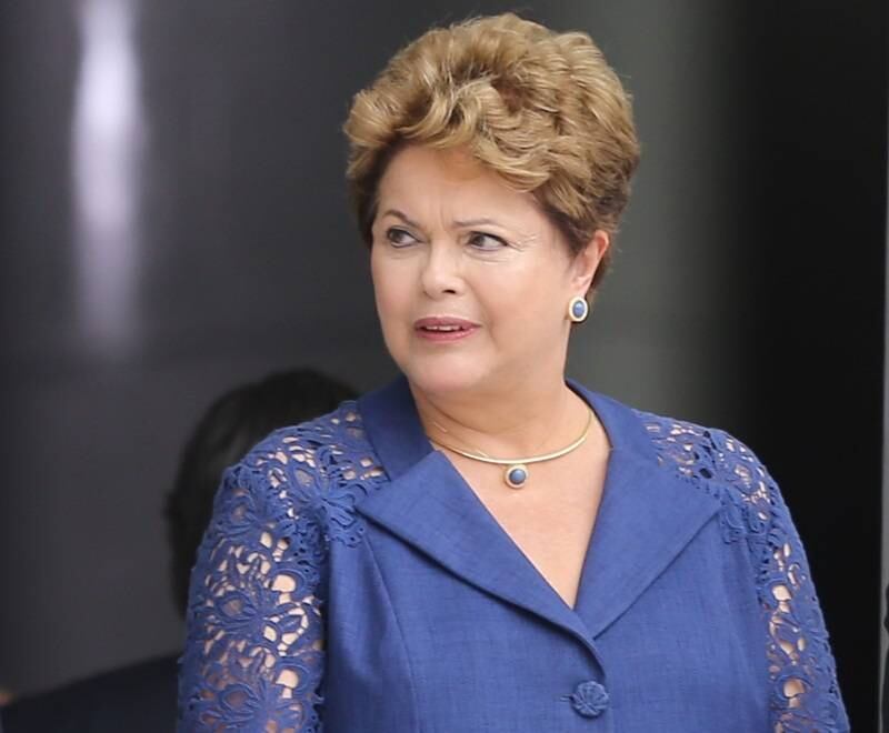 Fazer a conta de quanto cada um vai pagar no restaurante é extremamente democrático e republicano, diz Dilma