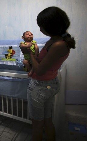 Pernambuco tem 1.501 notificações de bebês com suspeita de microcefalia desde o agravamento da epidemia de zika