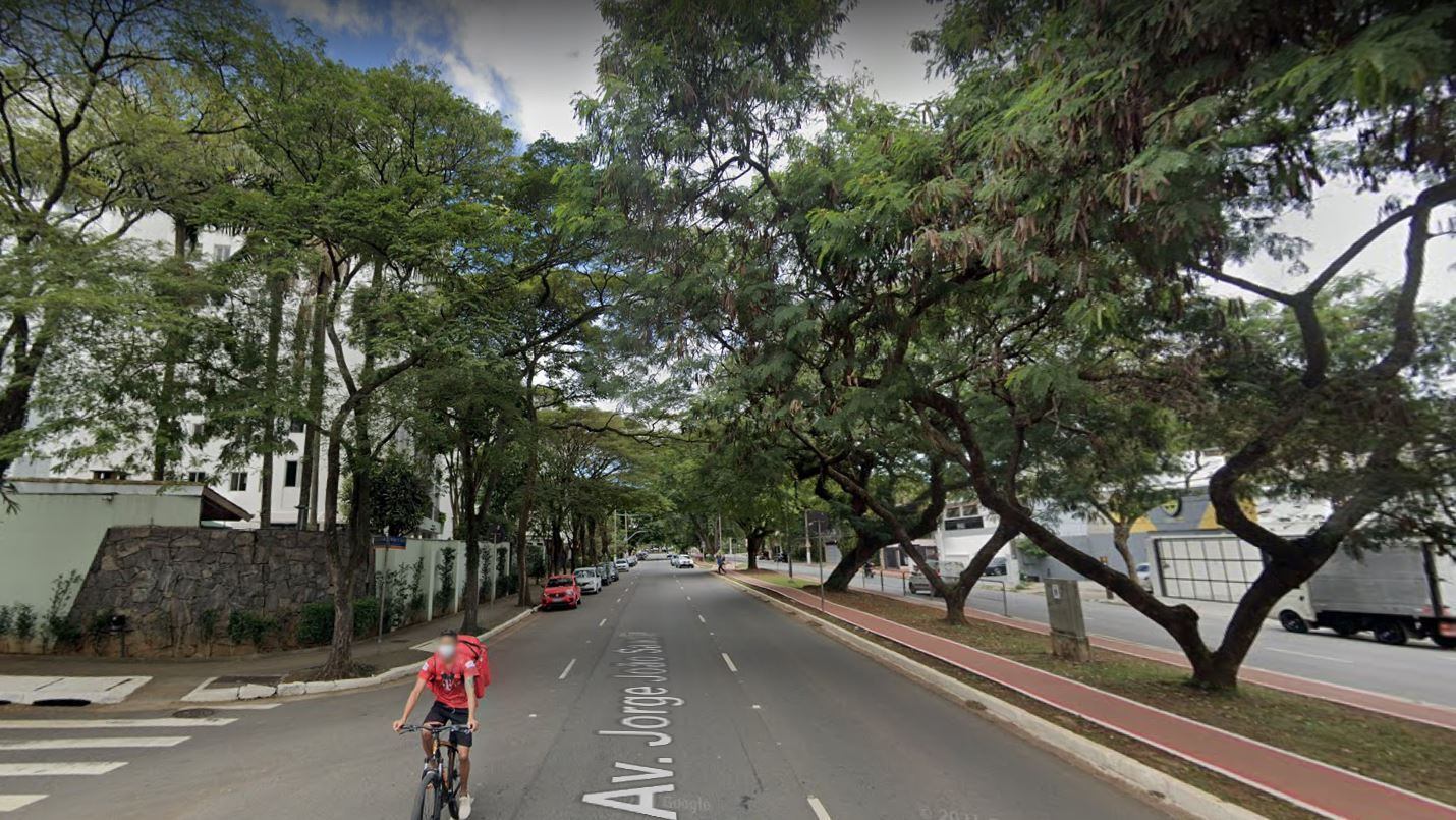 Avenida Jorge João Saad, onde carro foi roubado