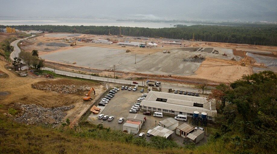 Produção de minério de ferro caiu 20% em 2013