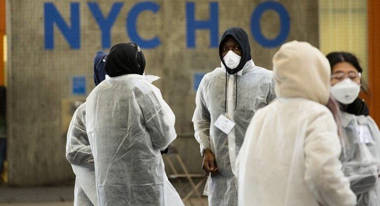 Profissionais de saúde que atendem o público precisarão ser imunizados
