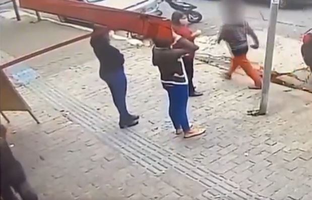 Mulher atira pedra em pedestres do Belenzinho, na zona leste de SP