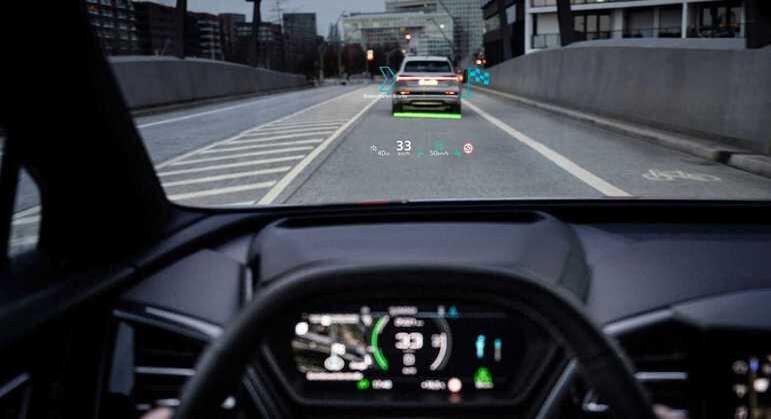 Modelo deve ser equipado com motor elétrico que entrega 300 cv de potência