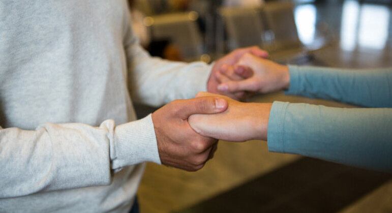 Brasileiras estão há mais de seis meses longe de seus companheiros