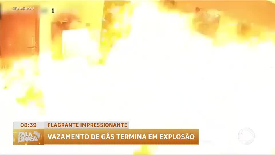 Vazamento de gás de botijão provoca explosão cm casa na Índia