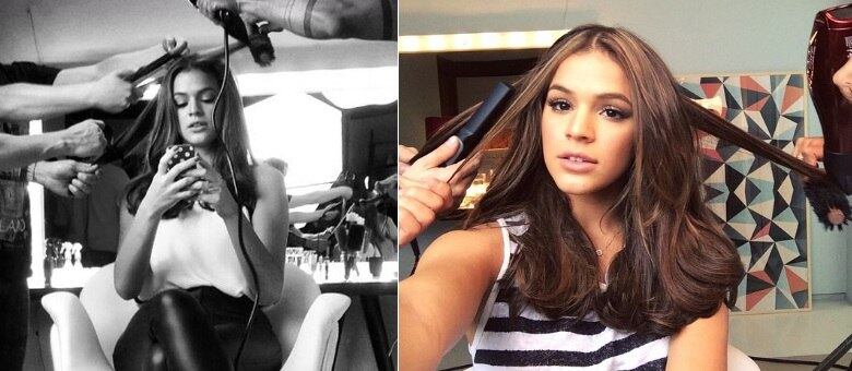 Bruna Marquezine tendo os cabelos tratados por vários profissionais de beleza ao mesmo tempo