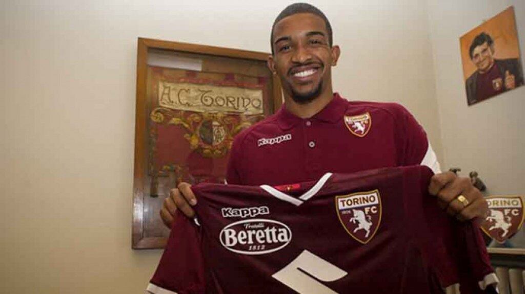 O Torino aposta no zagueiro brasileiro Bremer para ir bem na temporada. O clube de Turim desembolsou cerca de 5,8 milhões de euros (R$25 milhões) junto ao Atlético-MG para con