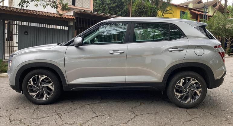 Nova geração do utilitário esportivo passa a ter 4,30 metros de comprimento