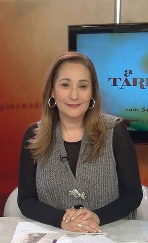 Sonia Abrão saiu em defesa de Simony