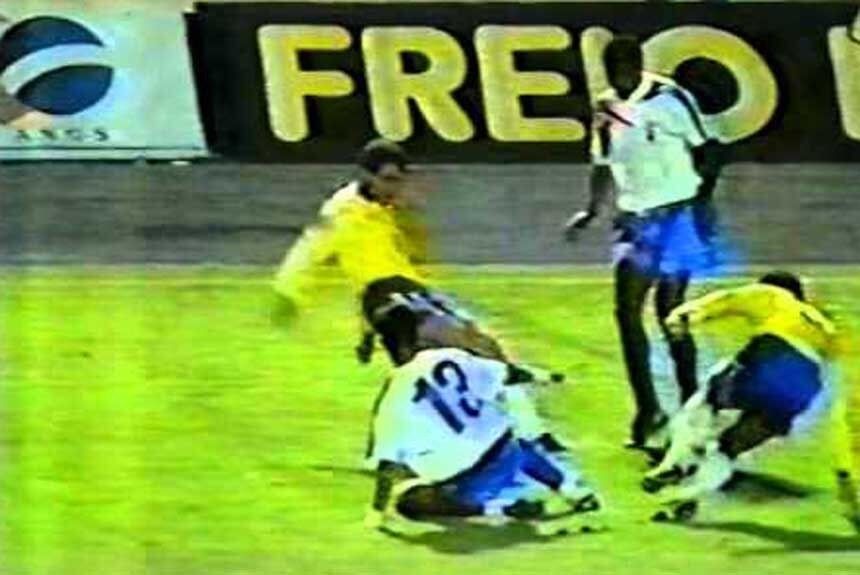 Brasil 2 x 0 Equador - 22/08/1993 - A Seleção Brasileira bateu o Equador em jogo válido pelas eliminatórias da Copa do Mundo de 1994