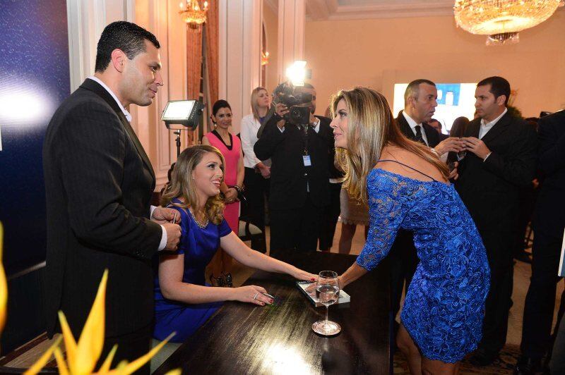 Celebridades, autoridades, empresários e jornalistas comparecem ao pré-lançamento do segundo volume da biografia do bispo Edir Macedo, Nada a Perder 2 — Meus desafios diante do impossível