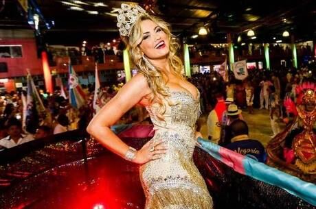 Ellen Rocche vai levar a história da tatuagem para o Carnaval 2016