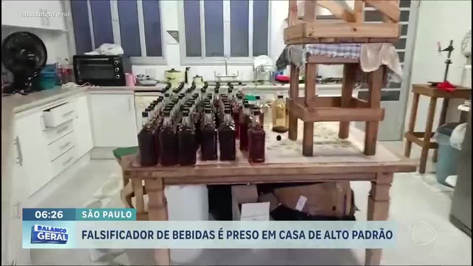 Polícia descobre uma depósito de uísque falso no interior de São Paulo