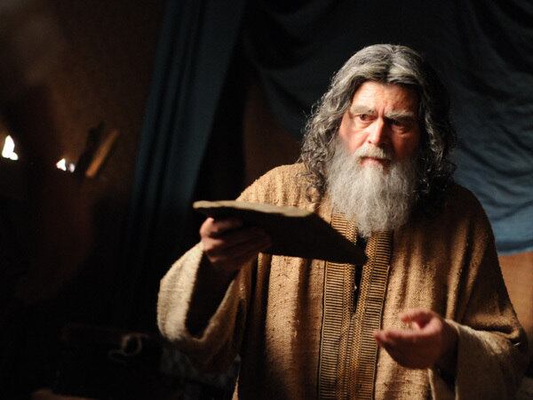 Celso Frateschi impressiona como Jacó