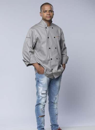 O prato que embalou o desafio Surf and Turf do Top Chef Brasil, mesclando proteínas do mar e da terra, é a sugestão do chef  Tony Filho para aquecer os corações no Dia dos Namorados! Gostou da combinação? Então, anote a receita e surpreenda quem você ama! 