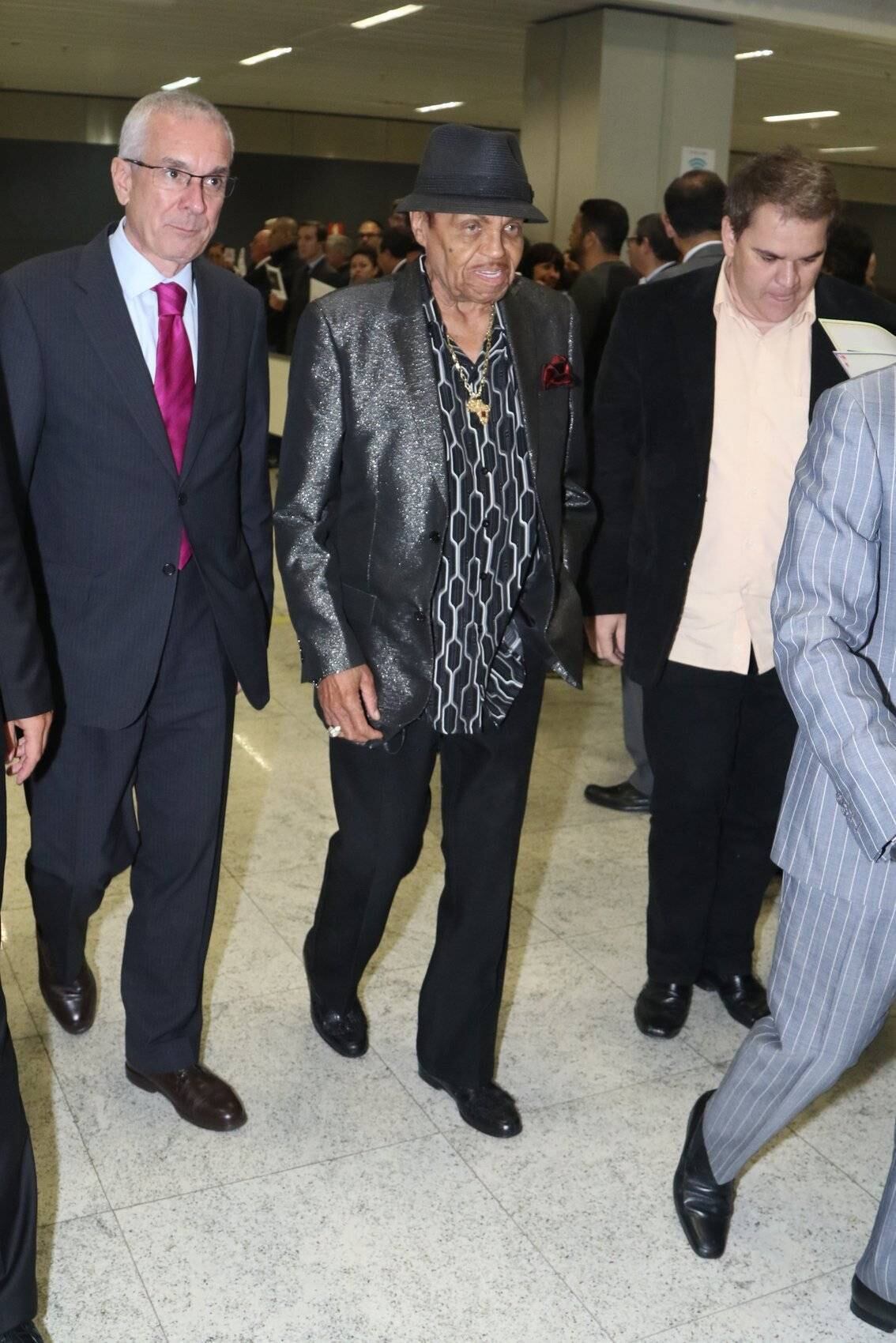 Joe Jackson irá comemorar a data por aqui, aproveitando os lançamentos do musical inspirado nos Jackson 5 e da exposição sobre Michael Jackson em São Paulo