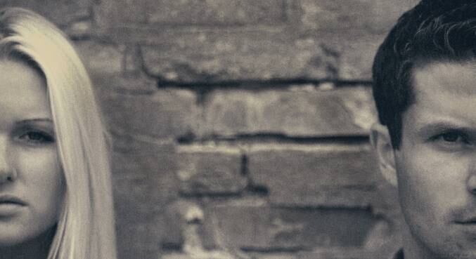 Entenda o que um namorado que não dá atenção esconde