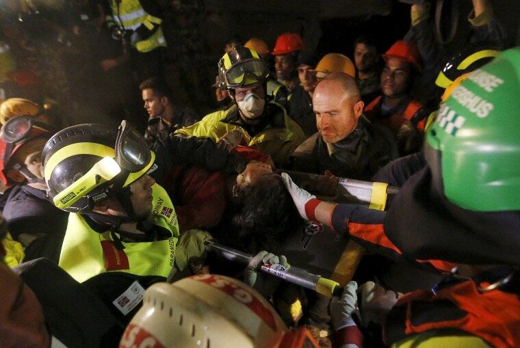 E foi por isso que, quando os pedidos de socorro já estavam silenciados, equipes de resgate acreditaram até o fim e, nesta quinta (30),  salvaram um menino e uma mulher que ficaram presos durante cinco dias