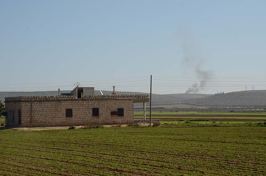 Nessa galeria de fotos, o internauta do
R7 vê de perto a destruição da cidade de Aleppo, flagrada pelas lentes do
fotojornalista brasileiro Edrien Esteves.
Leia a reportagem completa