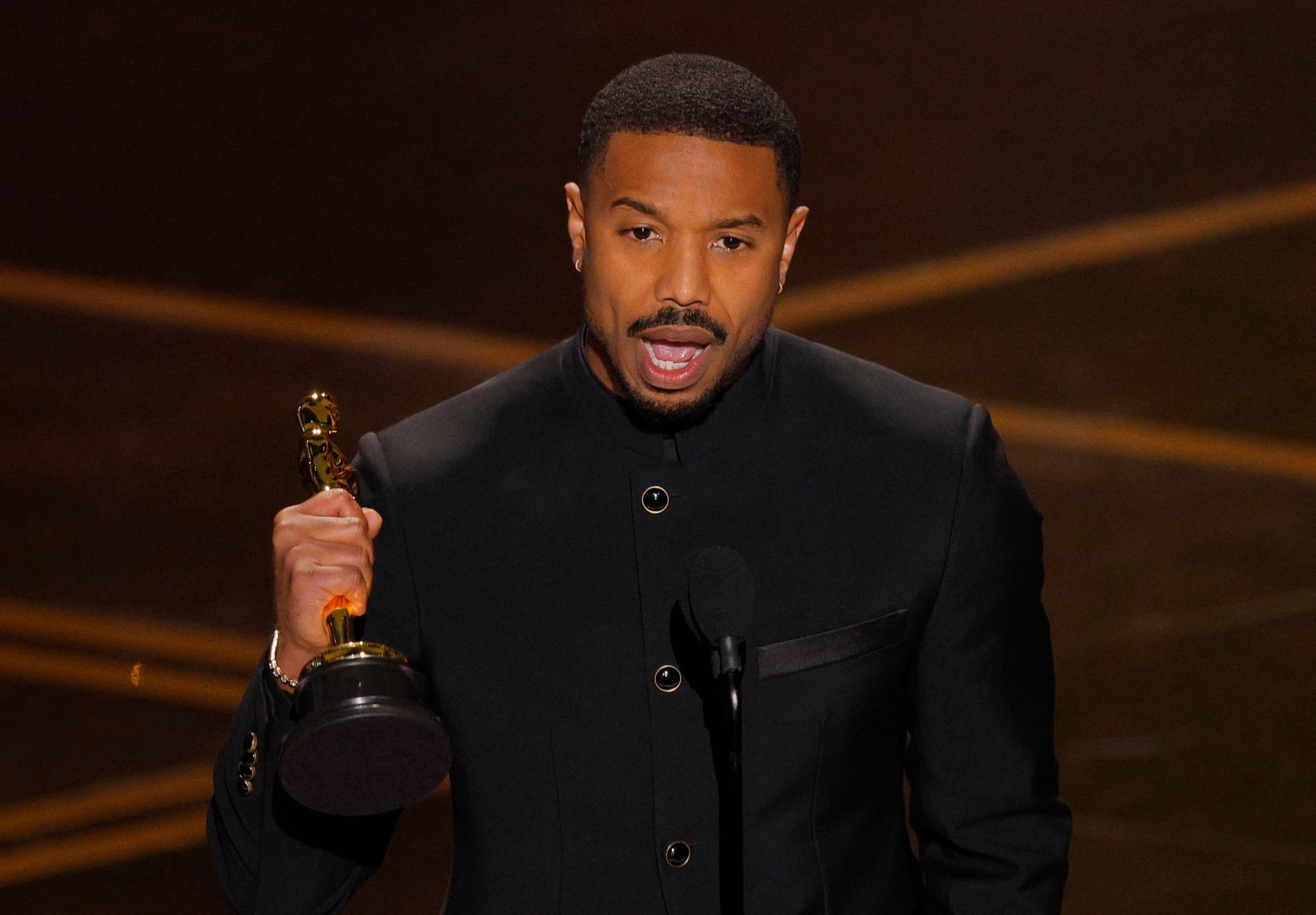 Michael B. Jordan ganha o Oscar de Melhor Ator por 'Pecadores'