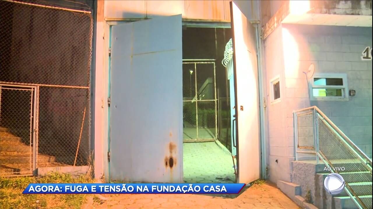 Adolescentes destruíram os portões da unidade Fazenda do Carmo para fugir