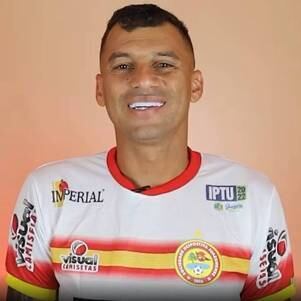 Atacante Neto Baiano é um dos destaques da Juazeirense