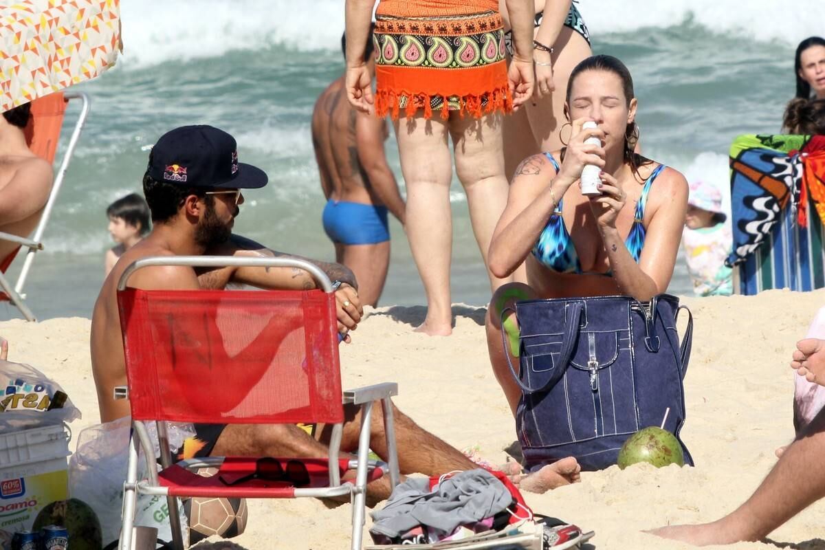 Luana Piovani fica brava com a presença do Pânico na praia