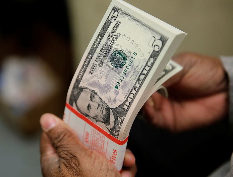 Governo também vai ampliar compras em free shops