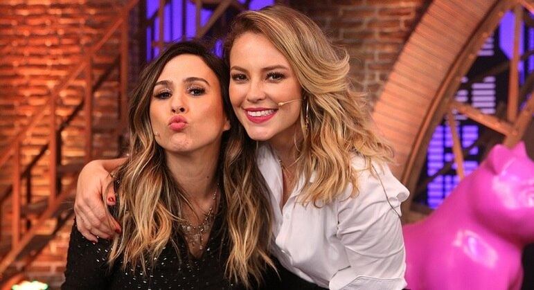 Tatá Werneck e Paolla Oliveira no "Lady Night", da TV paga para TV aberta