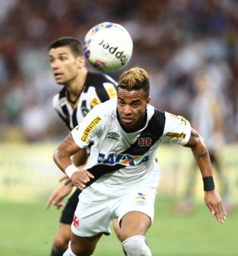 Rafael Silva foi herói do Vasco na primeira final