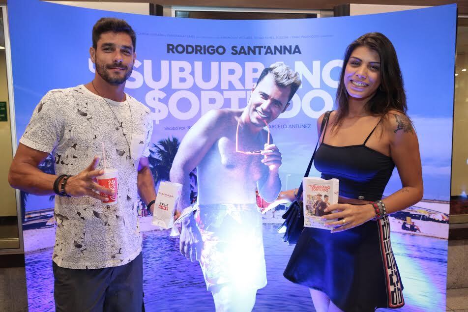 Os ex-BBBs Diego e Franciele posaram juntos