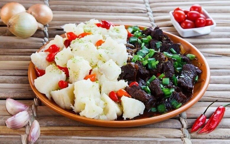 D'Leve Bar
Prato - Delícia da Vovó: carne de panela com mandioca cozida com raspa de limão.
Endereço: rua Mato Grosso, 300 - Barro Preto