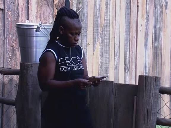 E dá uma pausa para ler o manual novamente

+ Aplicativo
A Fazenda permite interatividade em tempo real. Fique por dentro da
novidade. Veja mais!