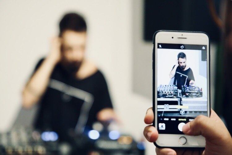 Recentemente, o Manimal lançou o single Like Home