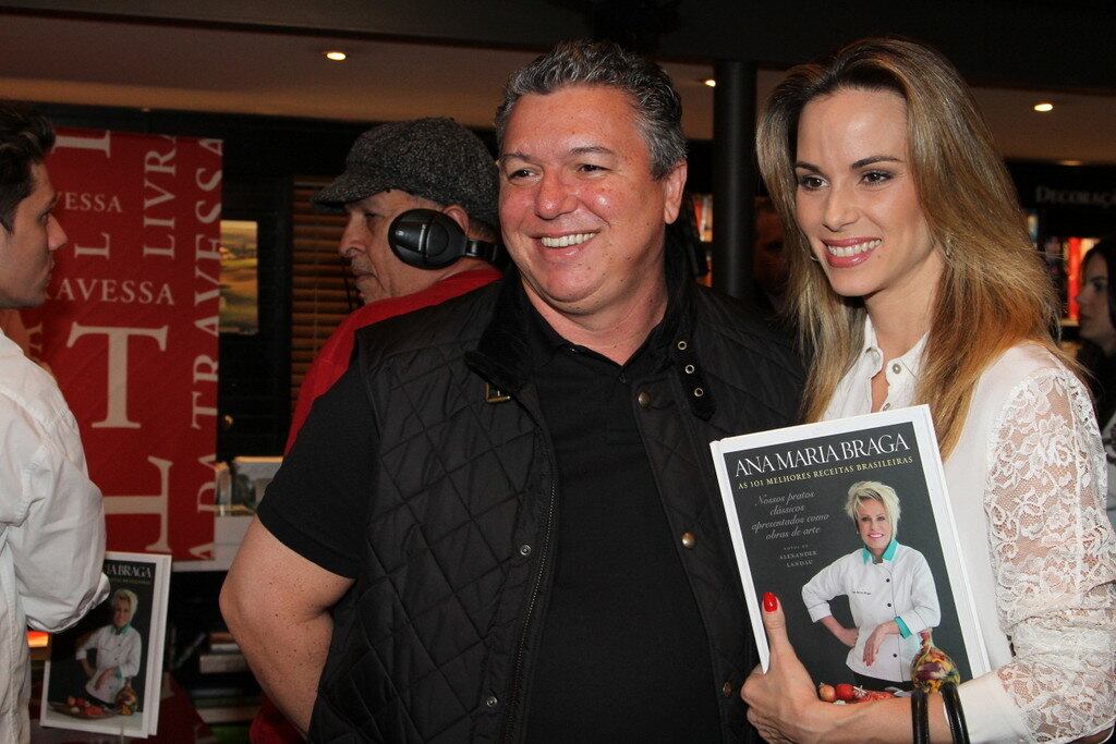 O que também não deu muito certo foi o SuperStar, que teve sua segunda temporada em 2015. Mais uma vez, o programa teve muitas falhas técnicas e jurados que não comoviam o público