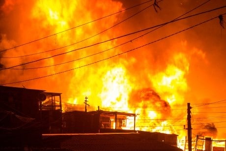 Favela do Buraco Quente pegou fogo no domingo