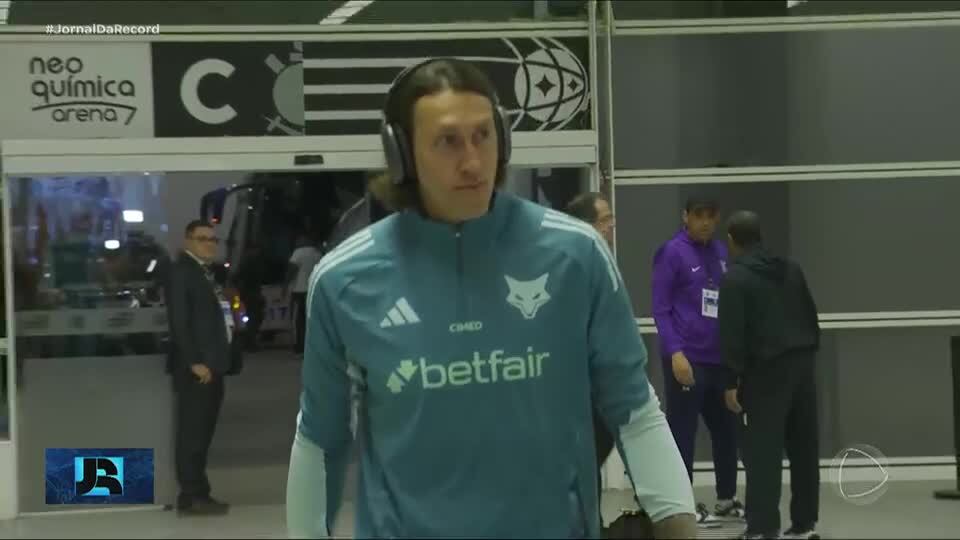Ídolo do Corinthians, Cássio joga pela primeira vez na Neo Química Arena como titular do Cruzeiro