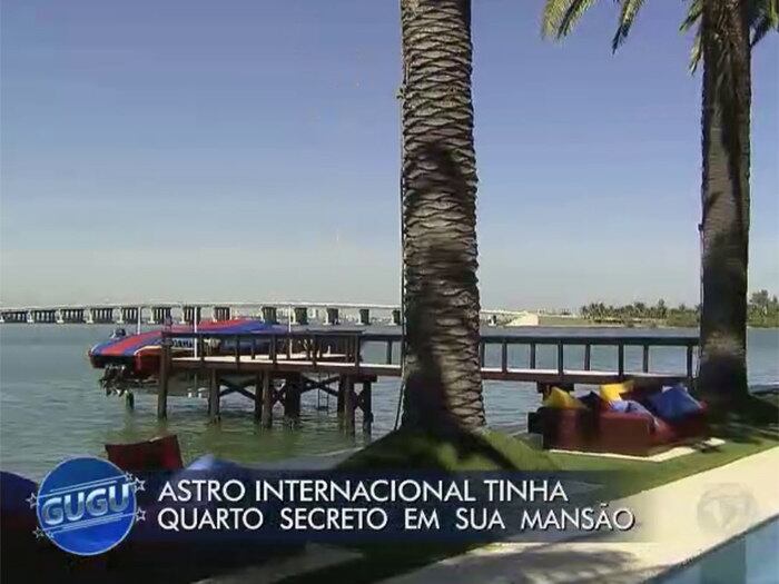  É possível ter a vista incrível do mar de todos os cômodos da casa
