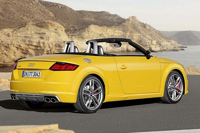 Configurado sob a nova plataforma MQB do grupo Volkswagen, o novo TT Roadster pesa 1.320 kg

Saiba tudo sobre carros! Acesse R7.com/carros