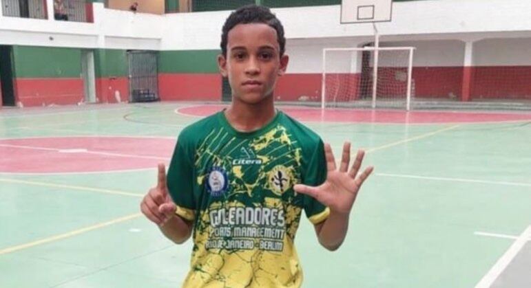 Thiago, de 13 anos, morreu após ter sido baleado