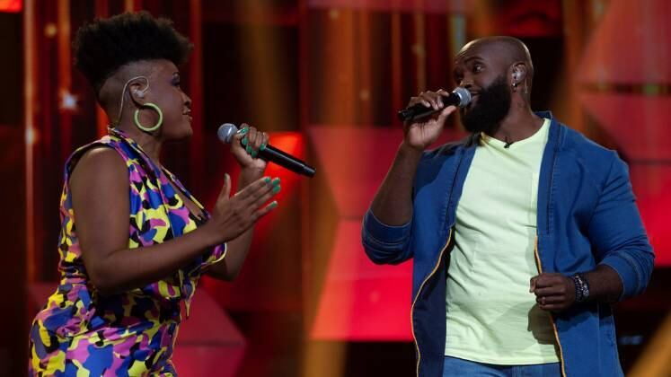 De Sandra de Sá a Mariah Carey! Os irmãos Braunna foram para a final com escolhas ousadas! Na primeira apresentação a escolha foi Olhos Coloridos e para agitar o duelo a aposta foi em One sweet day.
Acompanhe o  Canta Comigo 3 aos domingos, a partir das 18 horas, na tela da Record TV.


