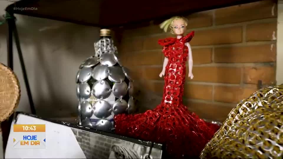 Personagens do Brasil: Talentosa e criativa artesã transforma lixo em moda no interior de São Paulo