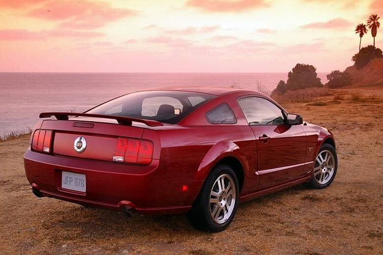 Ford Mustang 2005