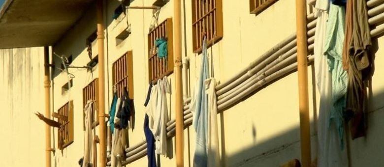 Câmera Record mostra os detalhes do caos nos presídios brasileiros