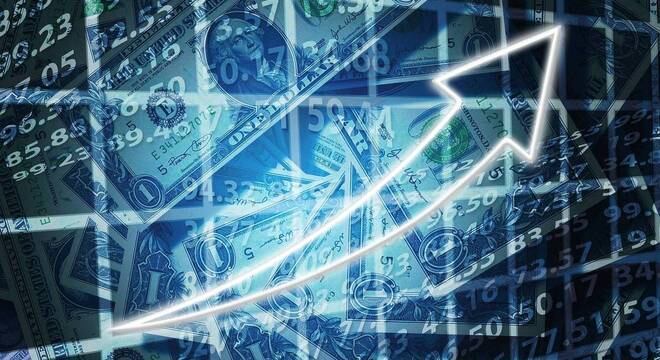 Papéis atrelados ao dólar, mesmo em alta, continuam atraindo investidores