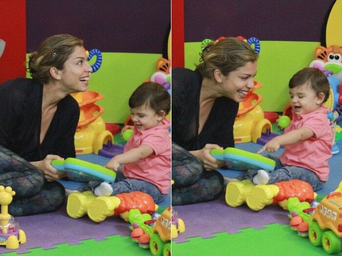 Grazi Massafera e Cauã Raymond escolheram um belo nome para a primeira filha: Sofia. O nome grego significa "sabedoria"