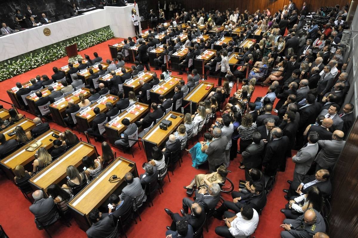 Cerimônia de posse dos deputados na Assembleia Legislativa de MG