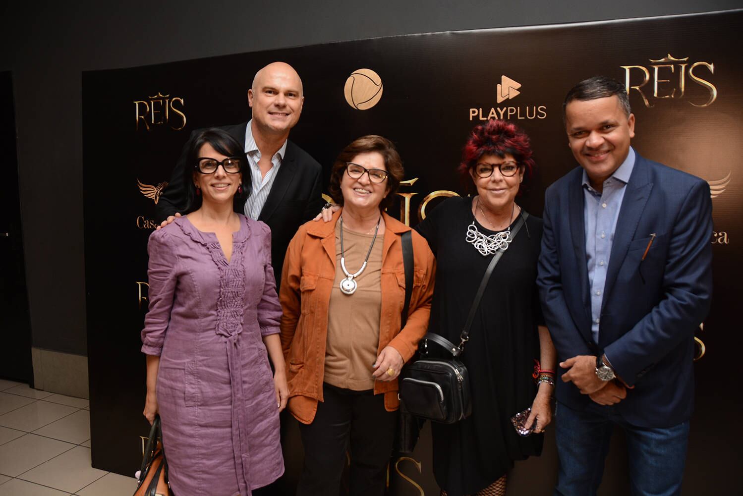 Record TV RS recebeu convidados em sala de cinema para a estreia da série Reis
