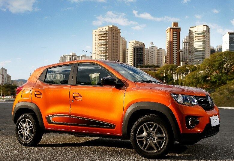 Renault Kwid
O pequeno notável da Renault se destaca no
ranking dos mais econômicos, com consumo de 10,3 km/l de etanol na cidade e
10,8 km/l na estrada.